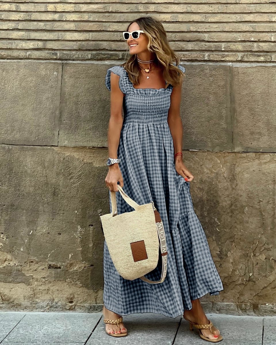 NANCY™ - Chic Retro Plaid Smocked Dress - Beaumonts Closet Toronto