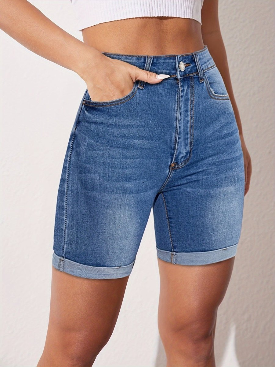 RAPHAELLE™ - Stretch - Fit Bermuda Jean Short - Beaumonts Closet Toronto