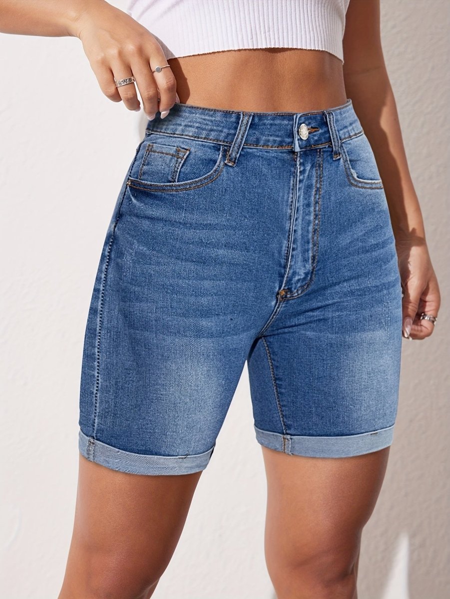 RAPHAELLE™ - Stretch - Fit Bermuda Jean Short - Beaumonts Closet Toronto